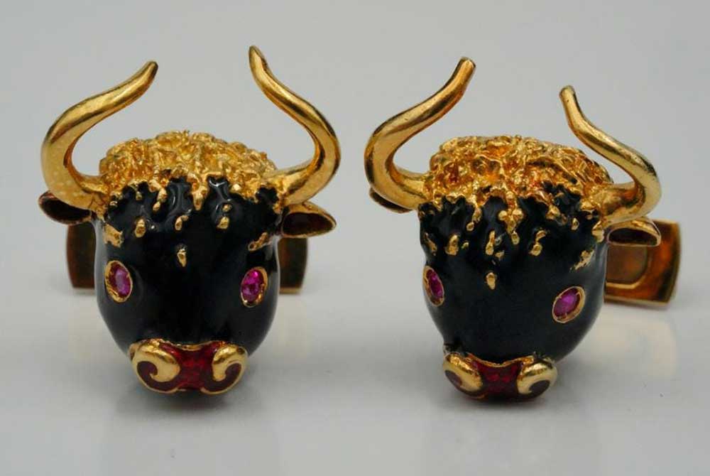 Frascarolo Solid 18K Yellow Gold and Enamel Bull Cufflinks