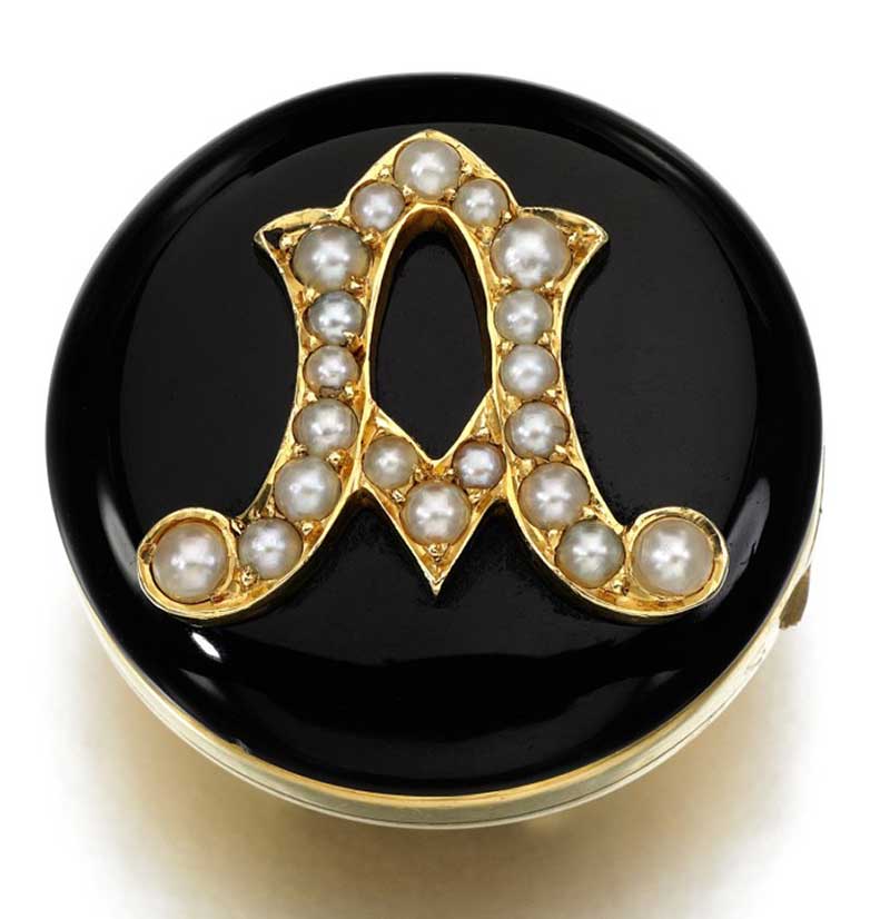 Onyx and seed pearl button, 1879