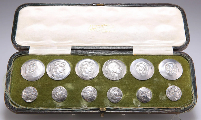 Silver Buttons Levi & Salaman